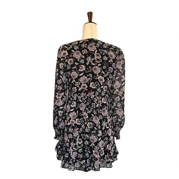 Inspired Hearts Dress - Picture 2 of 3